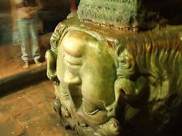 Levni Istanbul Hotel Handwritten Collection