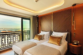 Levni Istanbul Hotel Handwritten Collection