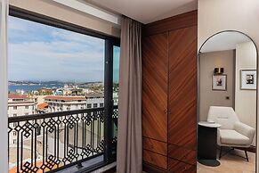 Levni Istanbul Hotel Handwritten Collection