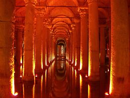 Levni Istanbul Hotel Handwritten Collection