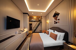 Levni Istanbul Hotel Handwritten Collection