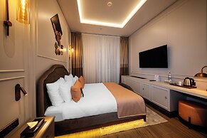 Levni Istanbul Hotel Handwritten Collection