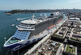 Levni Istanbul Hotel Handwritten Collection