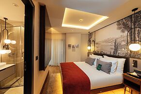 Levni Istanbul Hotel Handwritten Collection