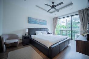 Laguna Park 3BR Townhome by NLA