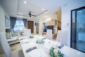 Laguna Park 3BR Townhome by NLA