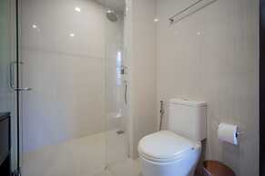 Laguna Park 3BR Townhome by NLA