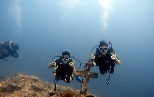 Dive and Trek Resort & Marine Sanctuary