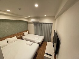 Hotel Living Inn Kenchoumaeeki