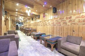 Hotel Grand Majestic