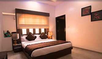 Hotel Grand Majestic