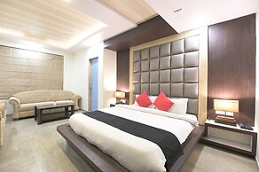 Hotel Grand Majestic