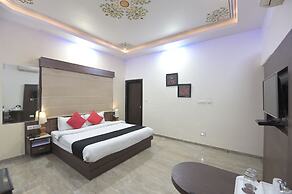 Hotel Grand Majestic