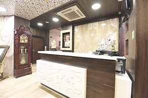 Hotel Grand Majestic