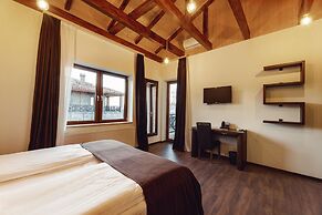 Schuchmann Wines Château,Villas & SPA