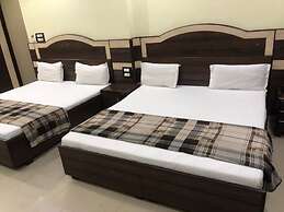 Goroomgo Gs Paradise Amritsar