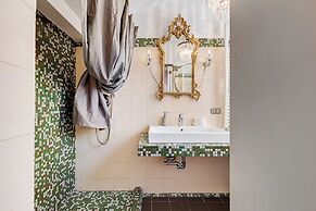 Colosseum Terrace Penthouse