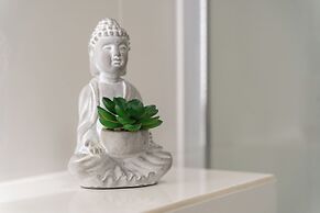 MARGI Lotus Apartment