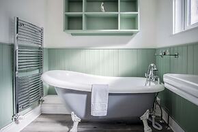 Overland Road 4 Bed House Mumbles