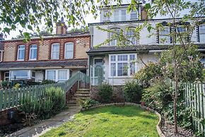 Overland Road 4 Bed House Mumbles