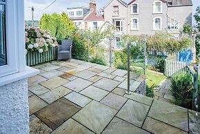 Overland Road 4 Bed House Mumbles