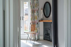 Overland Road 4 Bed House Mumbles