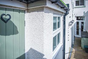 Overland Road 4 Bed House Mumbles