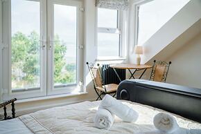 Overland Road 4 Bed House Mumbles