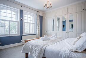 Overland Road 4 Bed House Mumbles