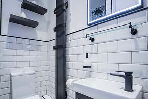 Overland Road 4 Bed House Mumbles