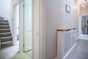 Overland Road 4 Bed House Mumbles