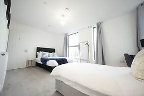 Ealing Broadway Great Stay