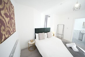 Ealing Broadway Great Stay