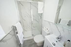 Ealing Broadway Great Stay