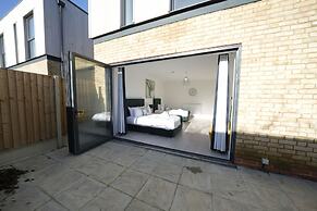 Ealing Broadway Great Stay