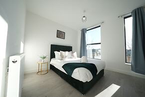 Ealing Broadway Great Stay
