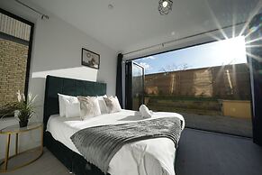 Ealing Broadway Great Stay