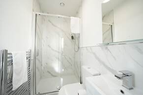 Ealing Broadway Great Stay