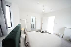 Ealing Broadway Great Stay