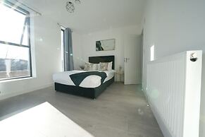 Ealing Broadway Great Stay