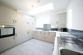 Ealing Broadway Great Stay