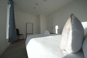 Ealing Broadway Great Stay