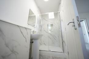 Ealing Broadway Great Stay