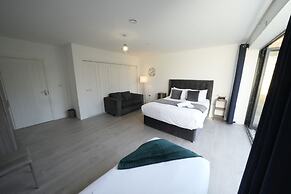 Ealing Broadway Great Stay