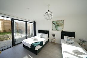 Ealing Broadway Great Stay