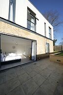 Ealing Broadway Great Stay