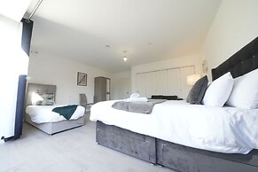 Ealing Broadway Great Stay