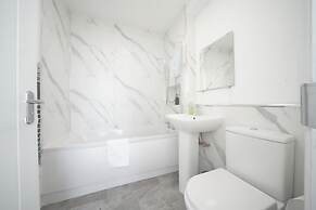 Ealing Broadway Great Stay