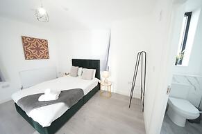 Ealing Broadway Great Stay