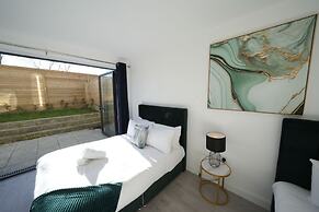 Ealing Broadway Great Stay